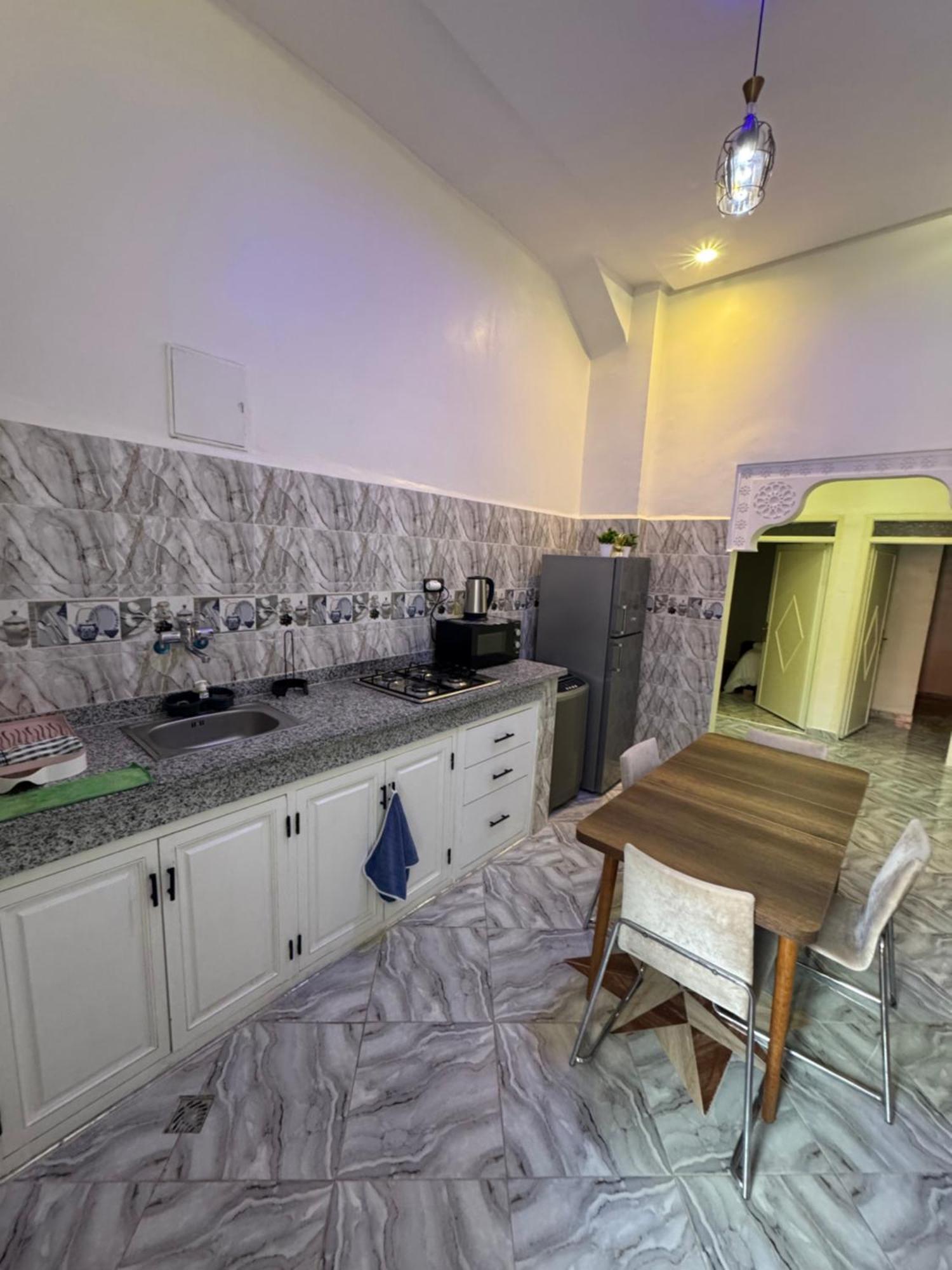 Appartement Cosy Pres De Laeroport Adapte Au Famille Marrakesh